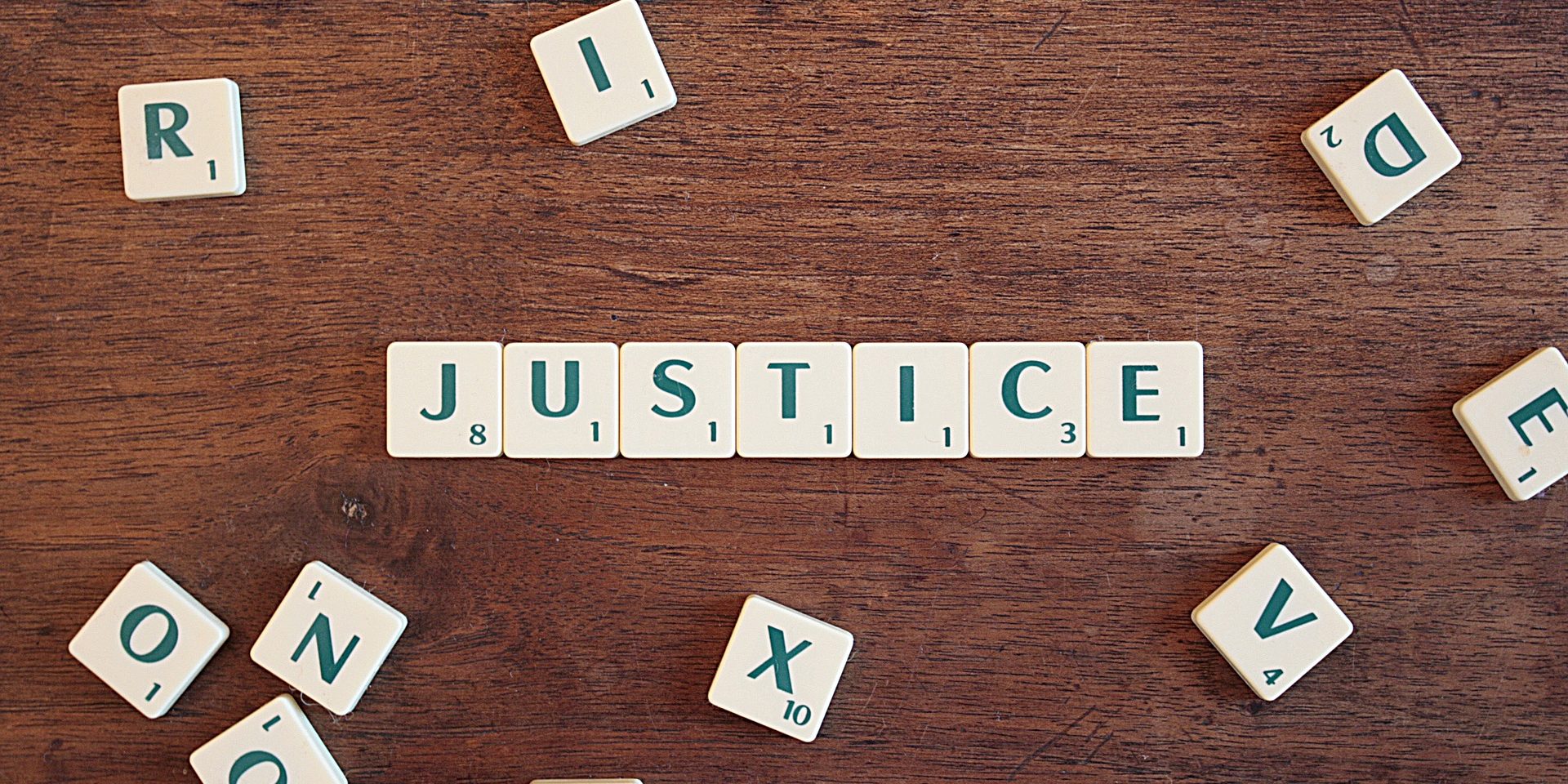 desalojar ocupas de forma legal