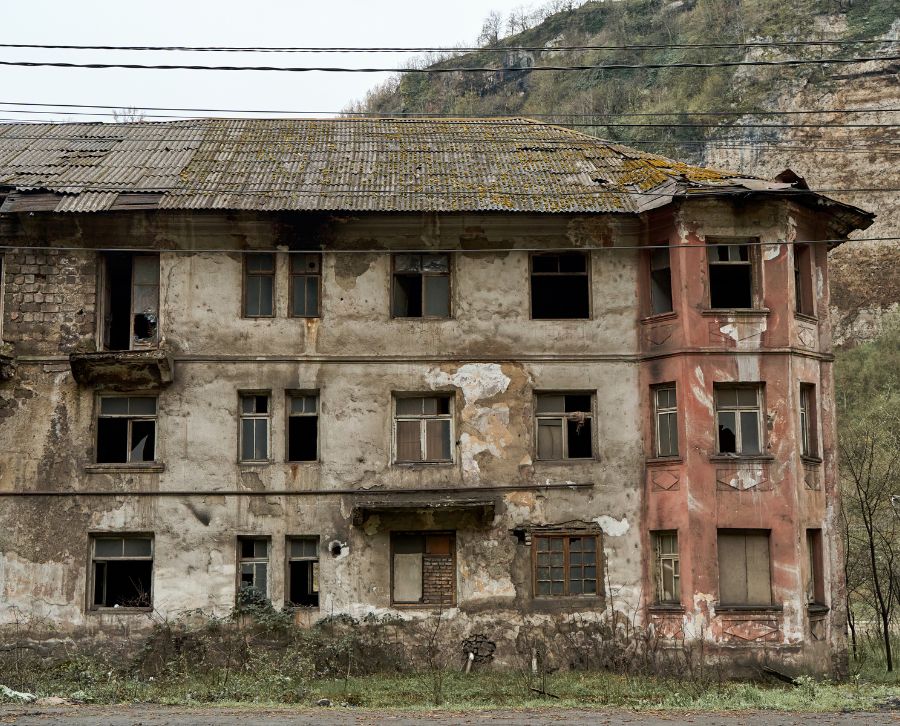 okupa en edificios en ruinas
